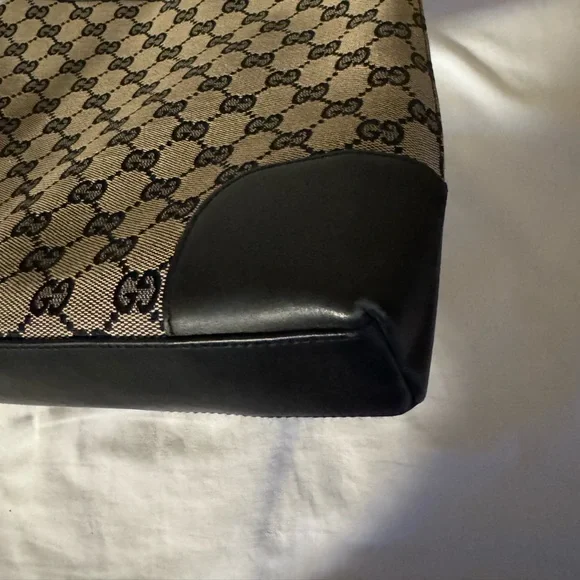 Authentic Gucci black/gray logo canvas shoulder bag - Picture 6 of 17